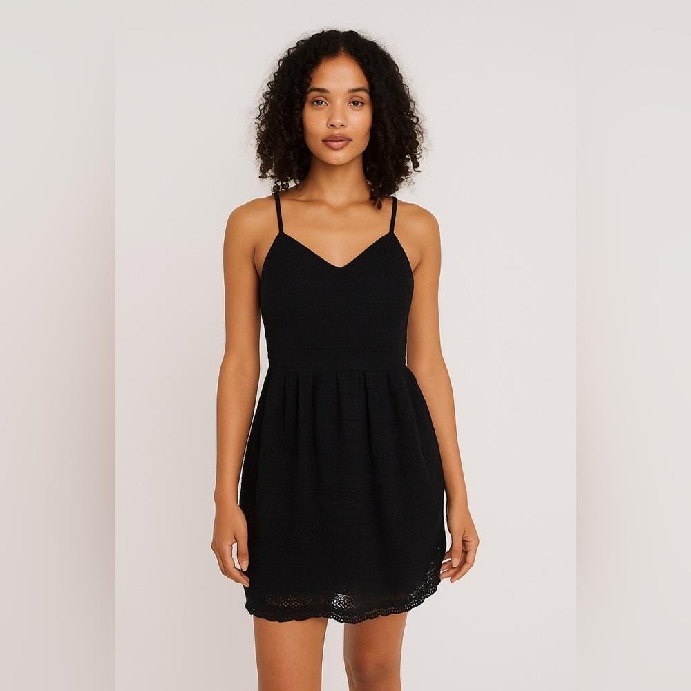 Vero Moda women's crocket/knit sleeveless black dress size M